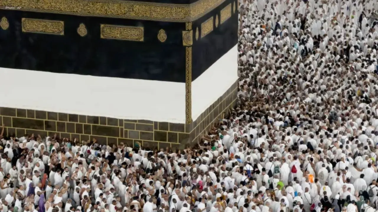 Over 1.5 Million Pilgrims Begin Hajj Amid Regional Tensions