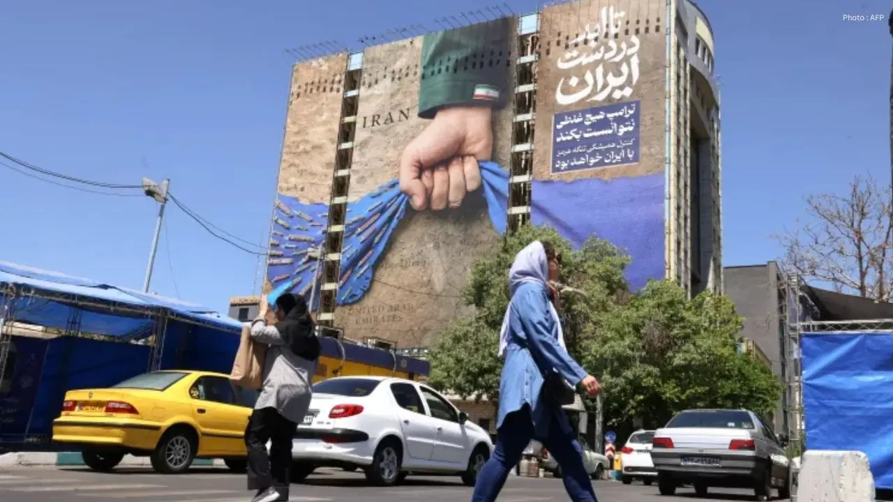 Anticipation In Iran As Talks With US Continue Amid Attacks  War Of Words