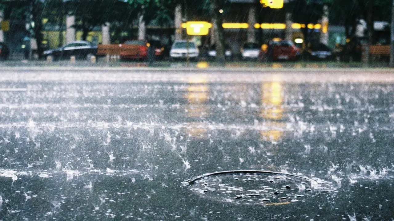 Severe Thunderstorm Warning Issued in Malaysia