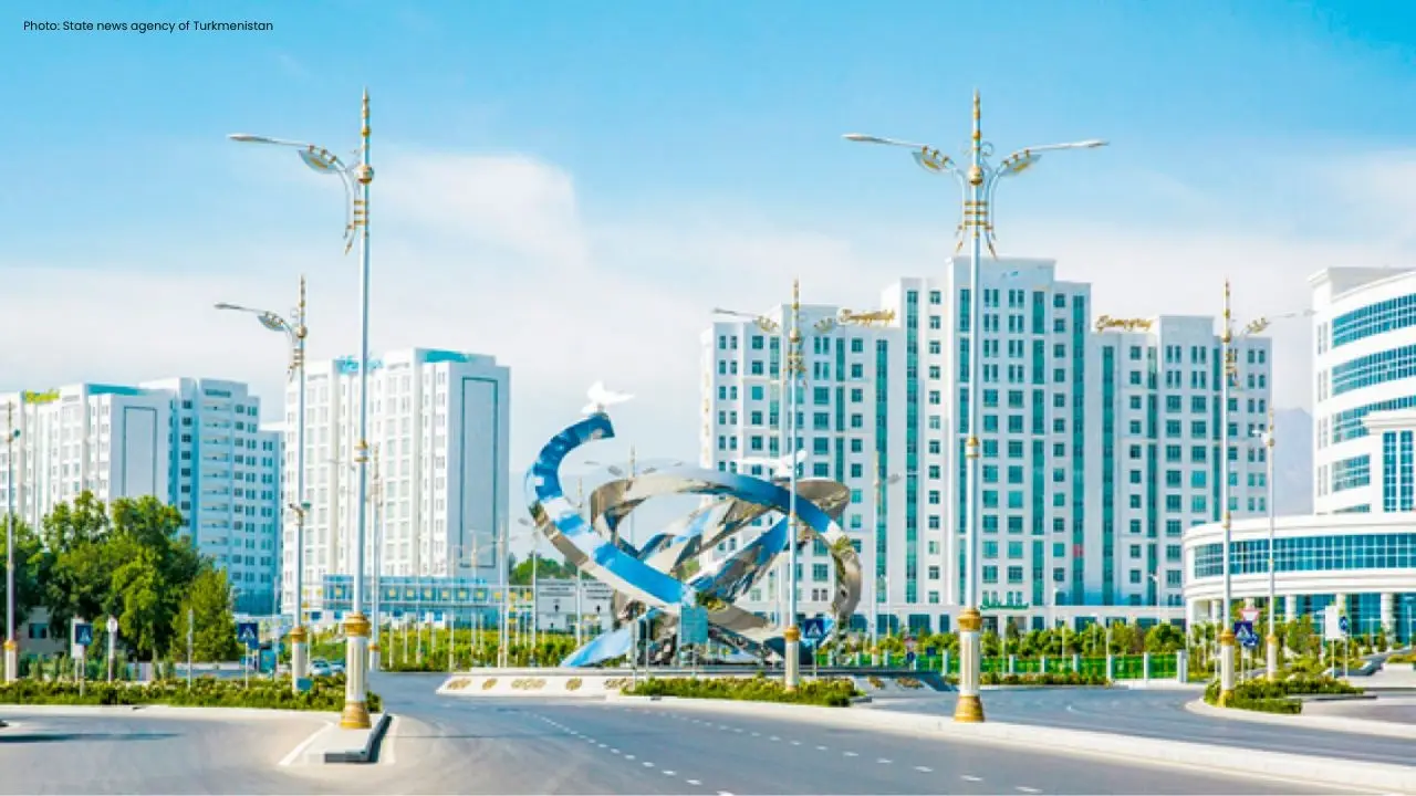 Turkmenistan Anticipates Scorching Temperatures and Rain Showers