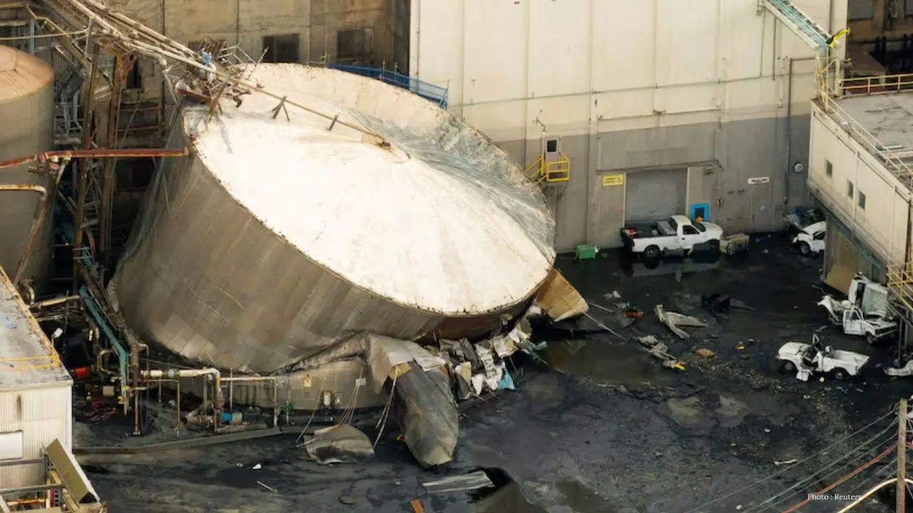 Authorities Say 2nd Person Has Died After Chemical Tank Implosion At U.S. Paper Mill
