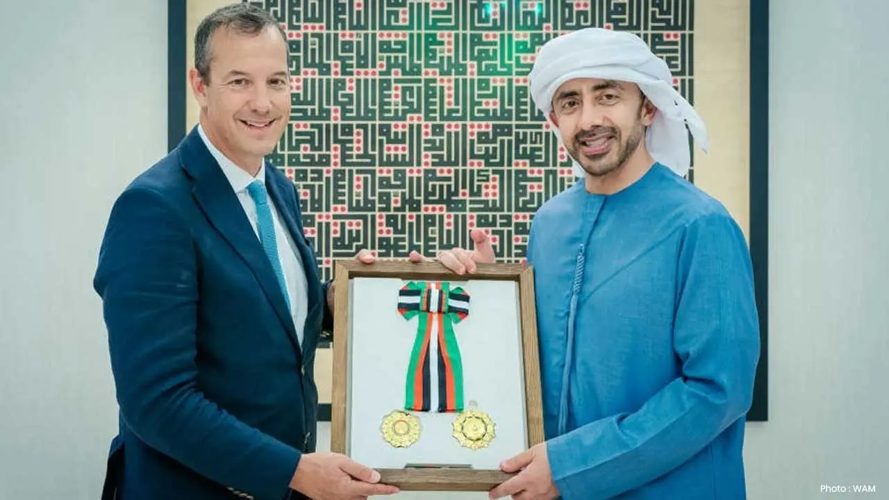 Sheikh Mohamed Bin Zayed Awards UK Ambassador with Independence Honor