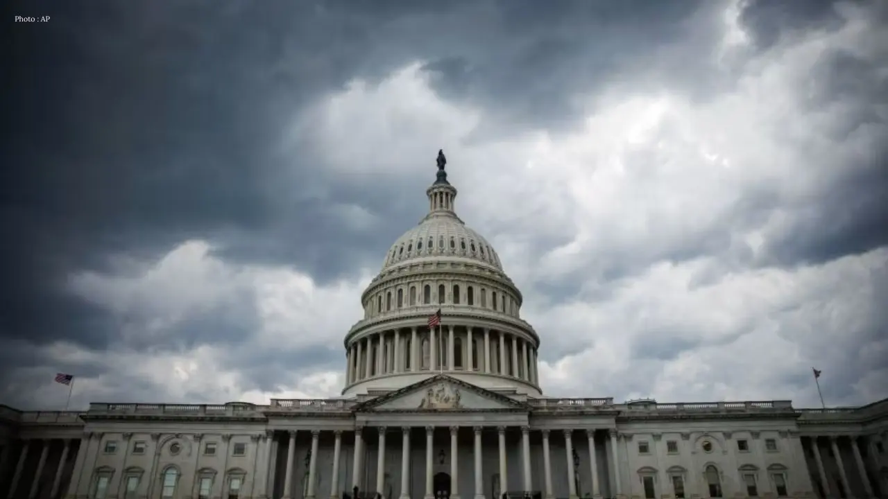 GOP Demands Clear End To DOJ Fund Before Agenda Vote