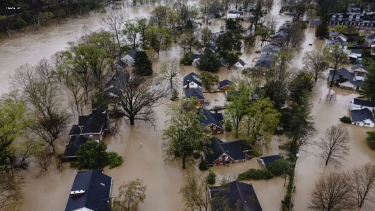 Banff Monitoring Bow River for Flooding Amid Heavy Rain