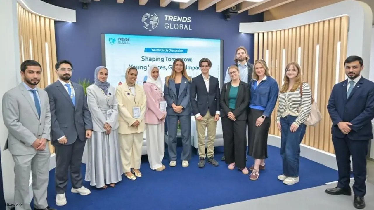 Youth Leaders Tackle AI and Digital Trends at Warsaw Book Fair