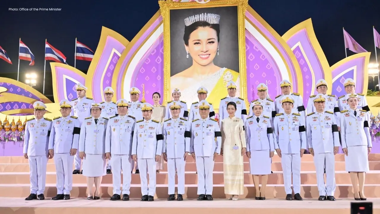 Thailand's Tourism Chief Honors Queen Sirikit at Candlelight Ceremony