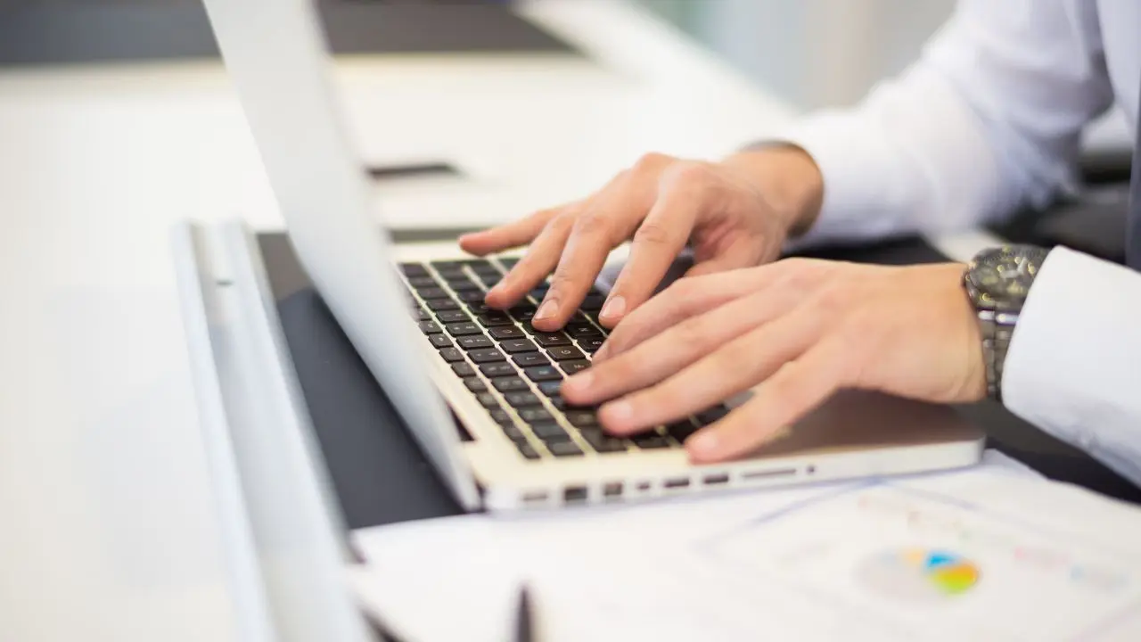 Vietnam Enhances Administrative Processes for Greater Transparency