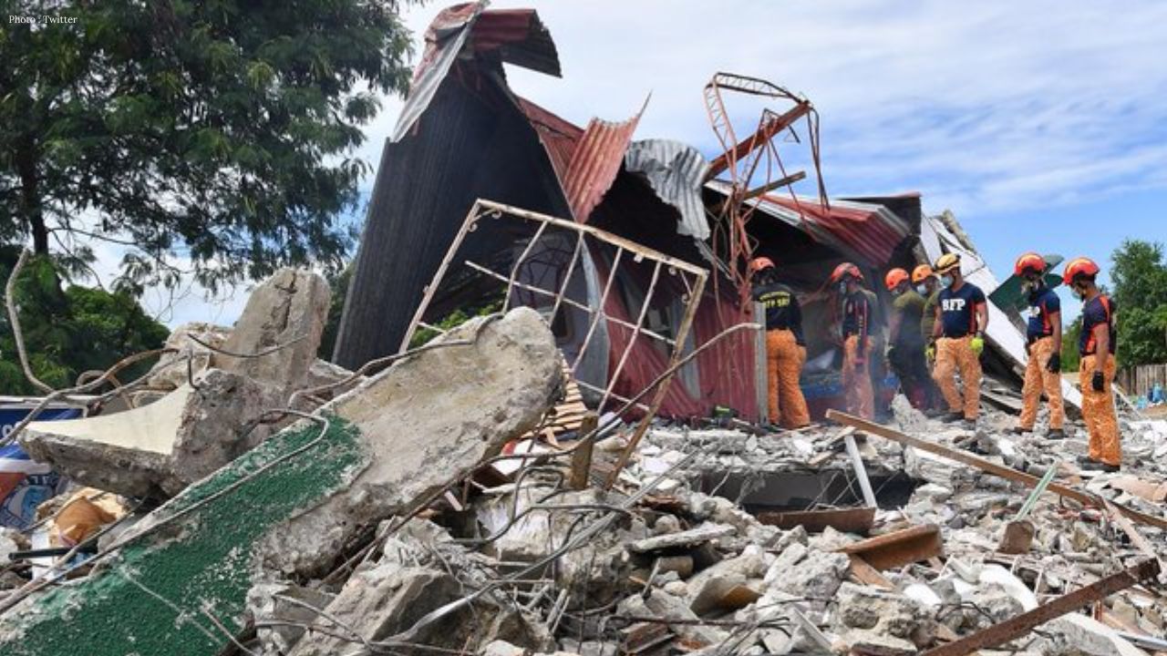 Death Toll From Powerful Philippines Earthquake Could Rise as Hundreds of Aftershocks Shake Mindanao